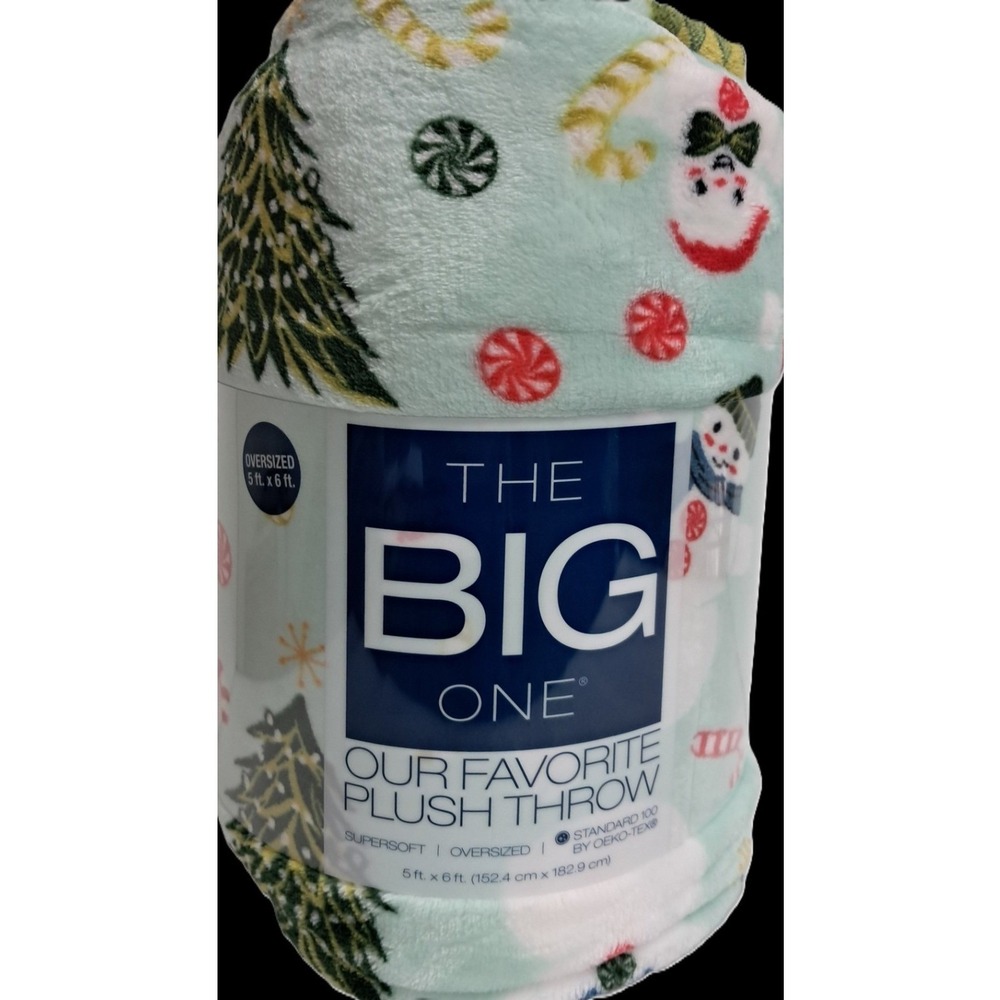 Christmas Plush Throw Blanket 5' x 6', Soft and Cozy, Snowmen‎ and Coco cups